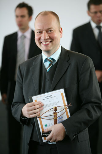 Dr. Jan Lublinski mit dem Wissenschaftspreis